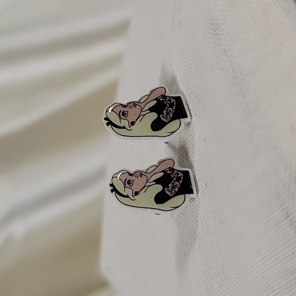 🔥LAST PAIR🔥 Alice Punk Princess Stud Earrings - Picture 3 of 5